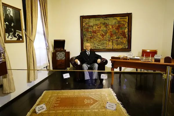Atatürk Evi - Resim 4