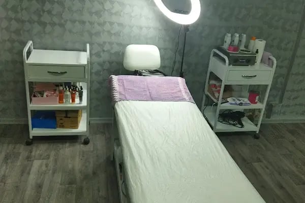 Esra Bayan Kuaförü - Resim 19