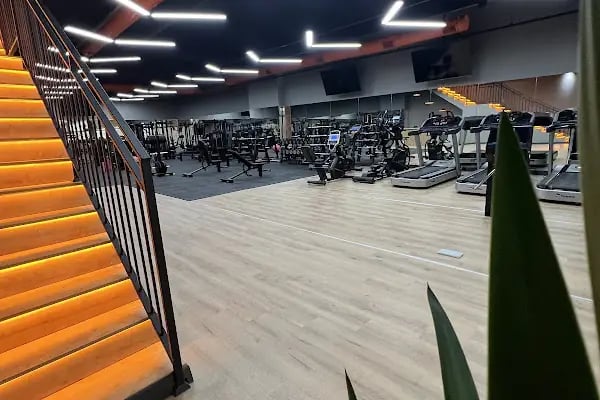 FITCLUB PLUS FITNESS-GYM - KICK BOKS- REFORMER-FONKSİYONEL ANTRENAN - Resim 19