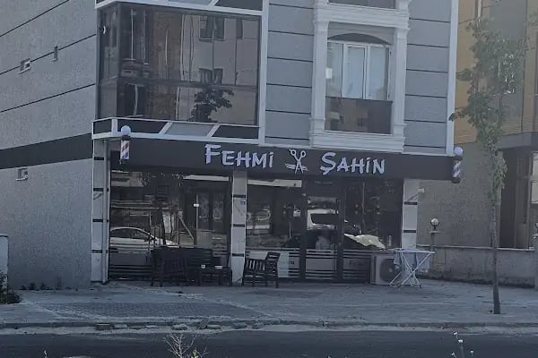 Fehmi Şahin Erkek kuaforu - Resim 3
