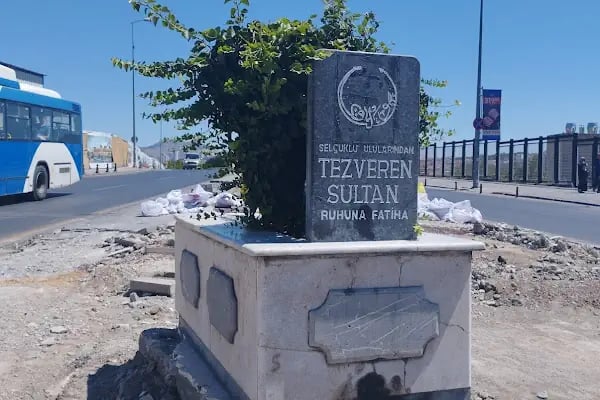 Tezveren Sultan Türbesi - Resim 17