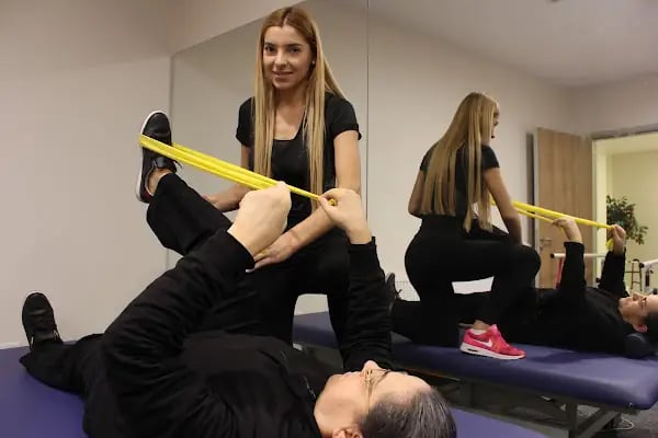 Doktor Şefkat Yatılı Fizik Tedavi Merkezi - Resim 9
