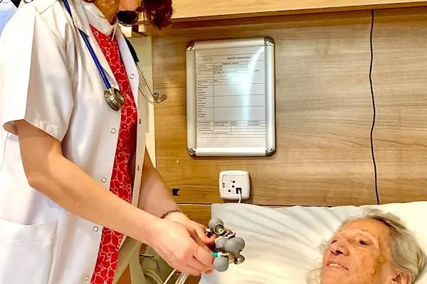 Doktor Şefkat Yatılı Fizik Tedavi Merkezi - Resim 14
