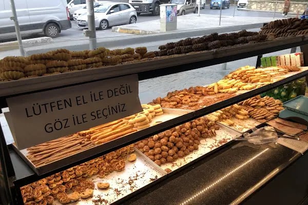 Fiskos Pastane &amp; Cafe - Resim 7