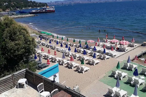 Büyükada Görkemli Hotel&amp;Cafe - Resim 15