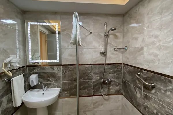 IS HOTEL - Resim 20