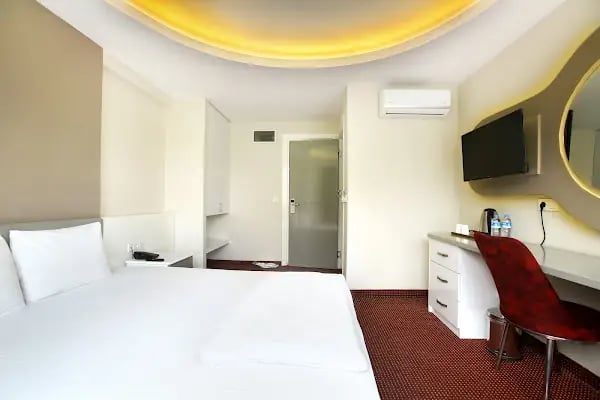 IS HOTEL - Resim 17