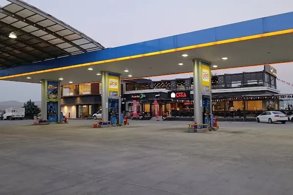 GÜNGÖR PETROL - OPET AKARYAKIT &amp; ELEKTRİKLİ ARAÇ ŞARJ İSTASYONU - Resim 5