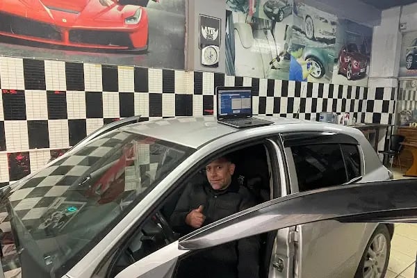 ED'S Car Wash &amp; Detailing - Resim 8