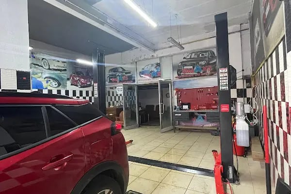 ED'S Car Wash &amp; Detailing - Resim 10