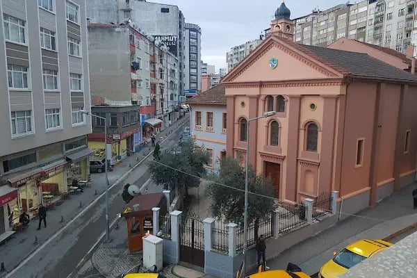 Mater Dolorosa Katolik Kilisesi - Resim 16