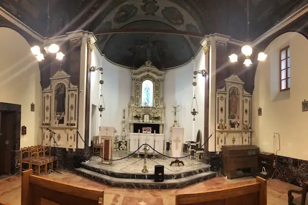Mater Dolorosa Katolik Kilisesi - Resim 3