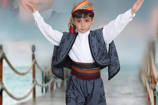 Stüdyo Saray Saray FOTOĞRAFÇILIK - Resim 14