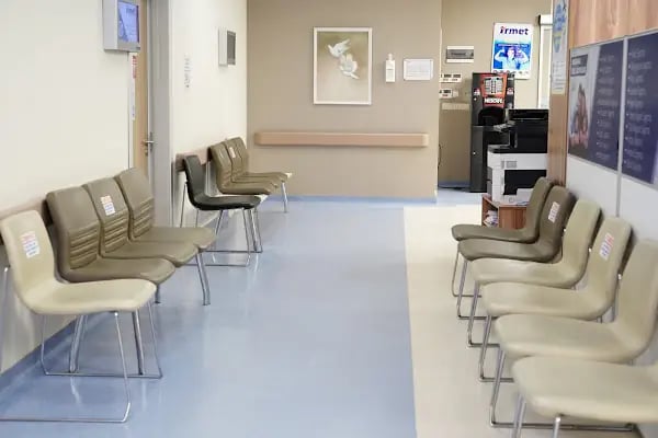İrmet Hospital International - Resim 5