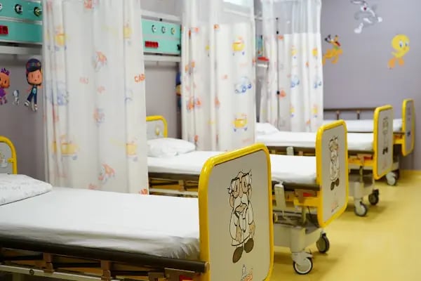 İrmet Hospital International - Resim 4