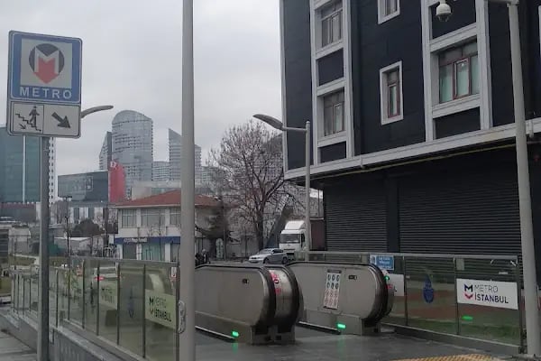 Göztepe Metro Durağı - Resim 11