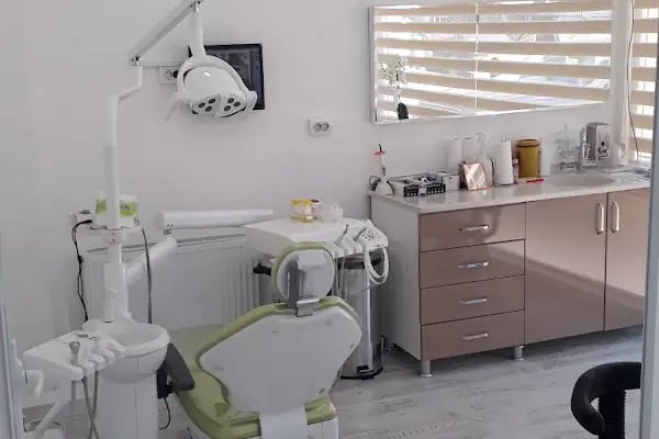 Elit Ağız ve Diş Sağlığı Polikliniği GOP Şubesi - Resim 9