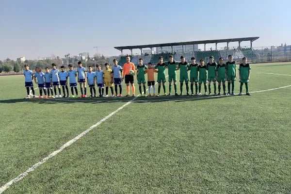 Ceyhan Sentetik Stadyum - Resim 18