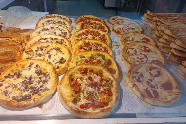 Meşur Sariyer börekcisi - Resim 5