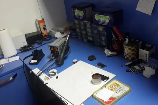 USLU İLETİŞİM telefon tablet hastanesi - Resim 20