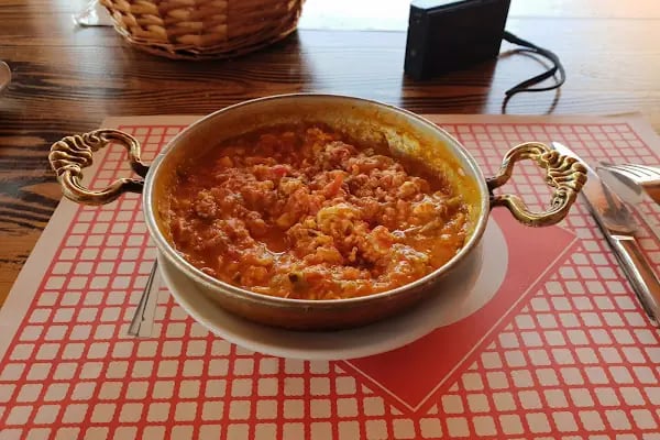 Quzine Cafe Bistro - Resim 18