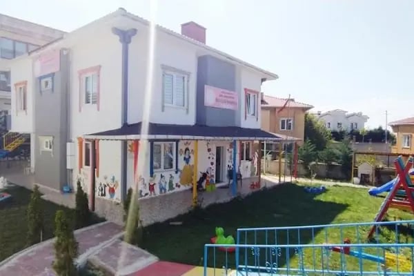 Özel Arnavutköy Lale Bahçesi Anaokulu - Resim 19