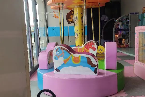 Lusa Oyun Parkı Kafe - Resim 4