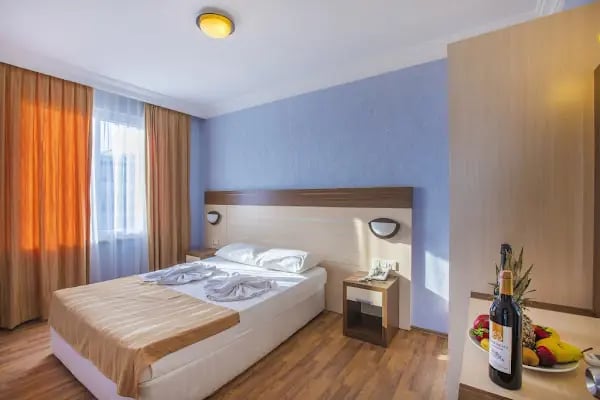 HAWAİİ SUİTE BEACH HOTEL - Resim 2