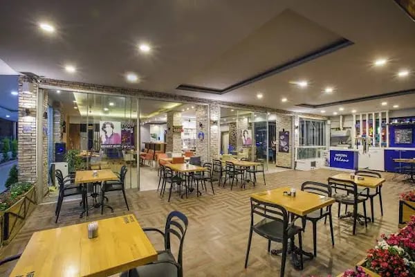 HAWAİİ SUİTE BEACH HOTEL - Resim 10