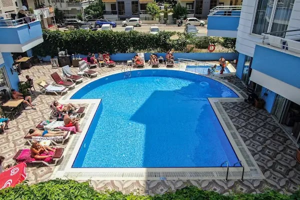 HAWAİİ SUİTE BEACH HOTEL - Resim 3