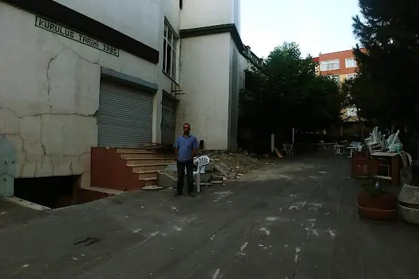 Ebu'l Hasan Harakani Camii - Resim 16