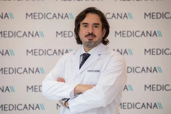 Doç.Dr. Mehmet Bekir Ünal - Resim 3