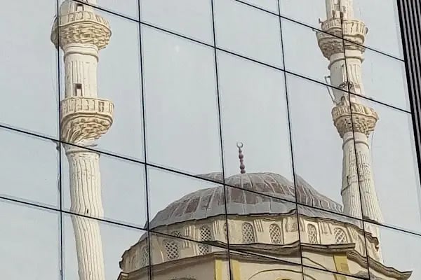 Niyazi Uğur Cami - Resim 4