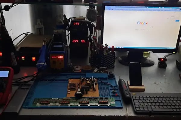 GÖKAY ELEKTRONİK-TELEVİZYON-BİLGİSAYAR-CEP TELEFONU-TABLET TAMİR BAKIM HİZMETLERİ - Resim 4
