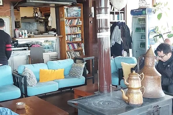 Nissi Restaurant &amp; cafe - Resim 5