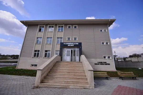 Sevim Yıldız Mesleki Eğitim Kampüsü - Resim 3