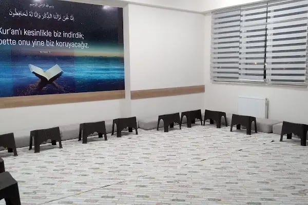 İTO İBRAHİM ÇAĞLAR FEN VE SOSYAL BİLİMLER PROGRAMLI ANADOLU İMAM HATİP LİSESİ- ORTAOKULU - Resim 9