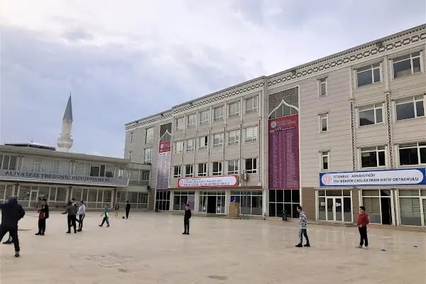 İTO İBRAHİM ÇAĞLAR FEN VE SOSYAL BİLİMLER PROGRAMLI ANADOLU İMAM HATİP LİSESİ- ORTAOKULU - Resim 2
