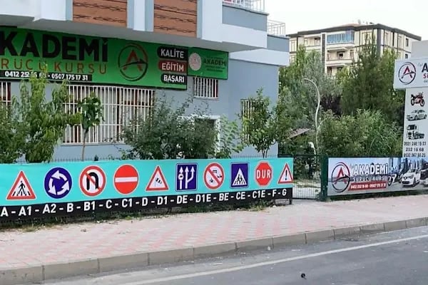 Diyarbakır Ehliyet ve Sürücü Kursu &amp; SRC &amp; Psikoteknik &amp; İş Makinesi ve Özel Direksiyon Dersi - Resim 4