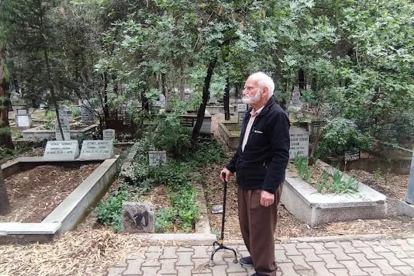 Adana Asri Mezarlığı - Resim 10