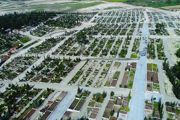 Adana Asri Mezarlığı - Resim 15