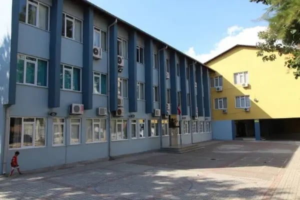 Hayate Hanım ilkokulu ve Ortaokulu - Resim 2