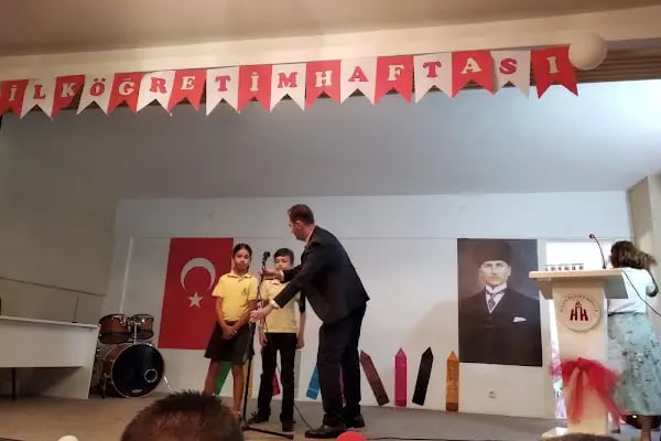 Hayate Hanım ilkokulu ve Ortaokulu - Resim 5