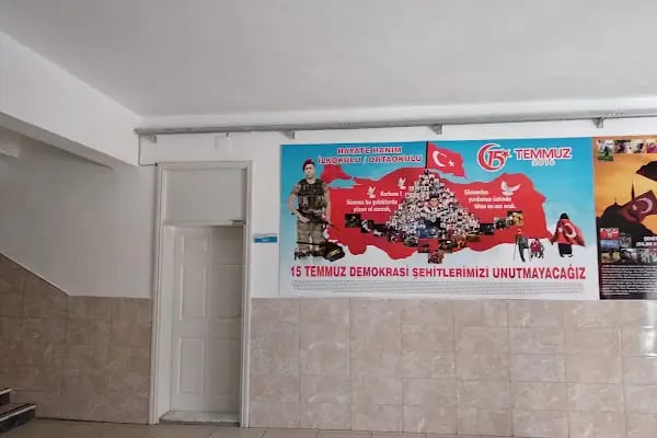 Hayate Hanım ilkokulu ve Ortaokulu - Resim 12