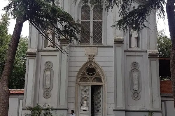 San Pacifico Latin Katolik Kilisesi - Resim 7