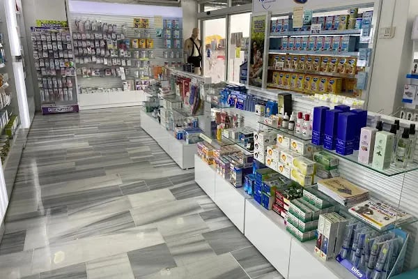 İnci Eczanesi (pharmacy-АПТЕКА- صيدلية - داروخانه ) - Resim 7