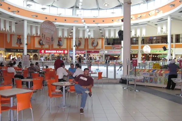 Deepo Outlet Center - Resim 13