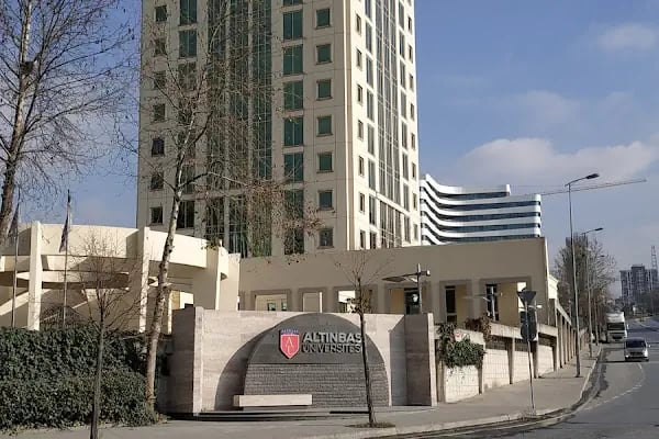 Altınbaş Üniversitesi - Resim 2