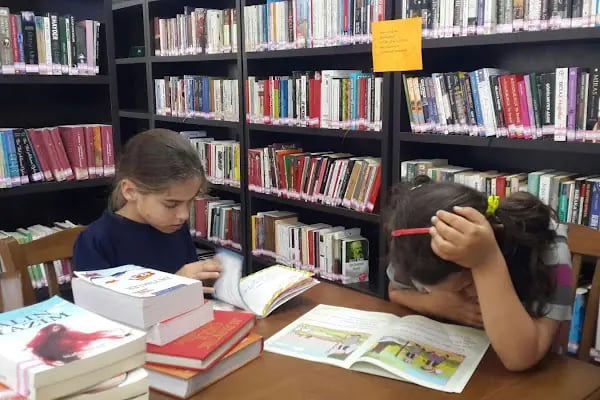 Remzi Oğuz Arık İlçe Halk Kütüphanesi - Resim 9