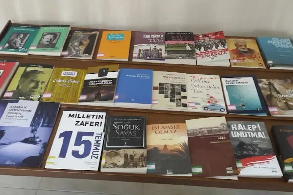 Remzi Oğuz Arık İlçe Halk Kütüphanesi - Resim 16